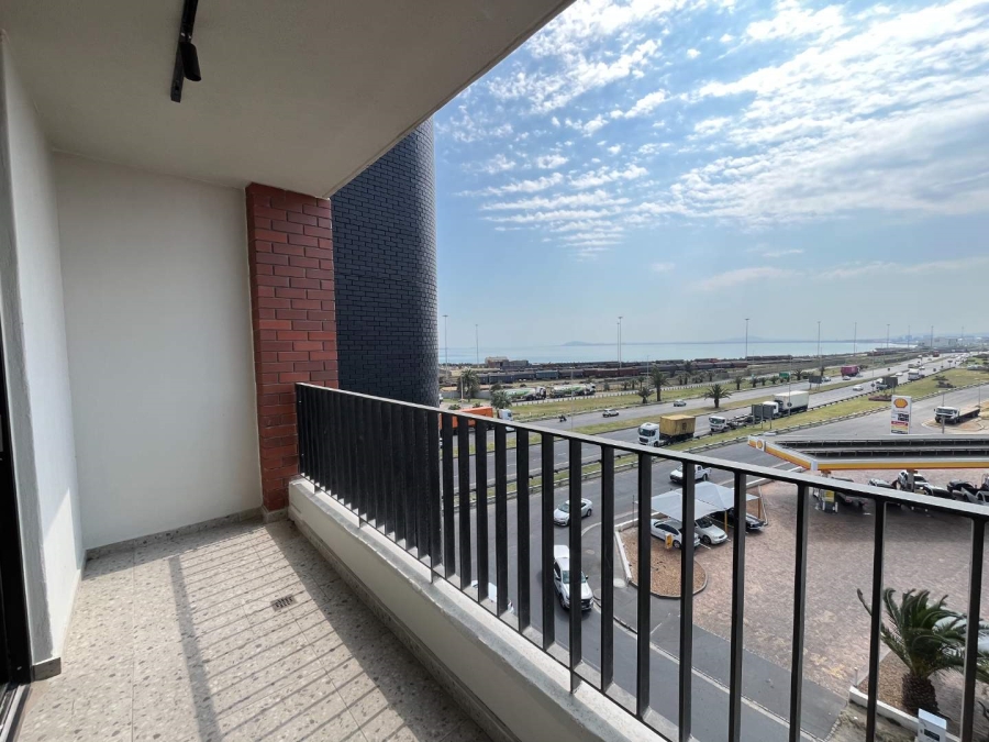 To Let 1 Bedroom Property for Rent in Paarden Eiland Western Cape